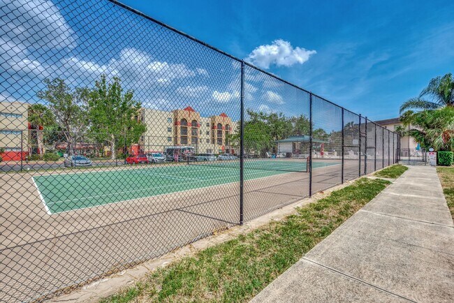 Building Photo - BEAULTIFUL 1 BEDROOM, 1 BATHROOM CONDO LOC...
