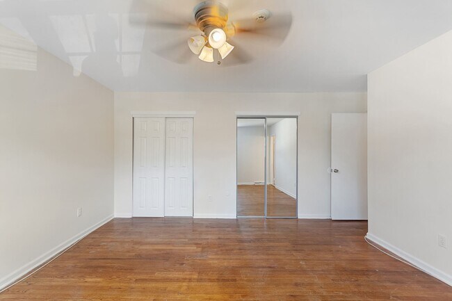 Building Photo - 353 Blackwood Clementon Rd
