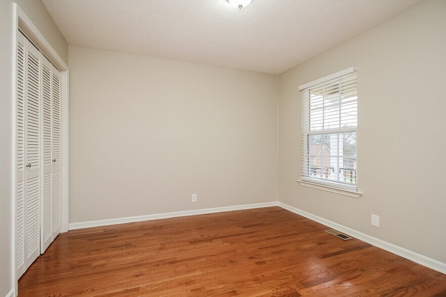 Building Photo - 3105 Roundwood Forest Ln