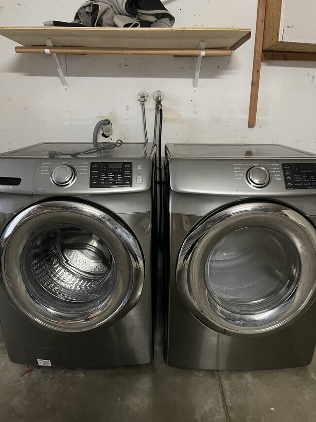 Building Photo - 416 Cambiaso Pl