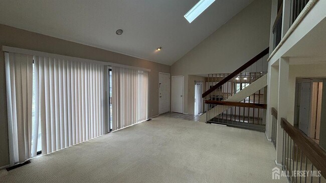 Building Photo - 178 Linda Ln