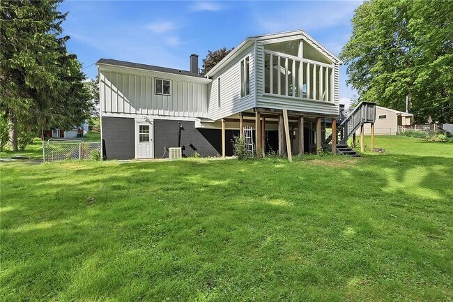 Building Photo - 40 Oak Hill Terrace