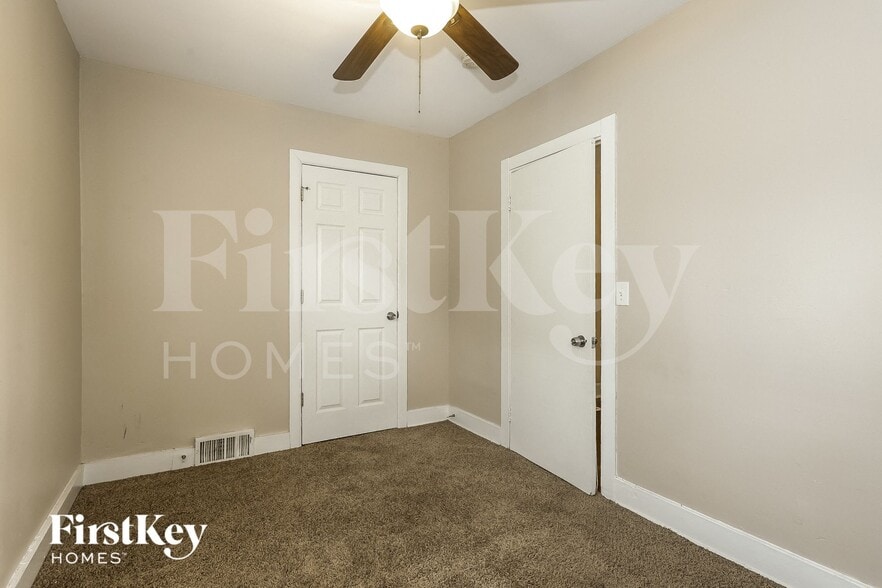 Building Photo - 609 North Ave