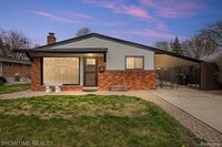 Building Photo - 31810 Briar Ln