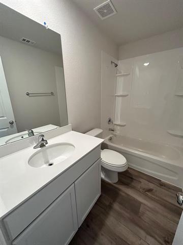 Building Photo - 1909 Indian Grass Dr