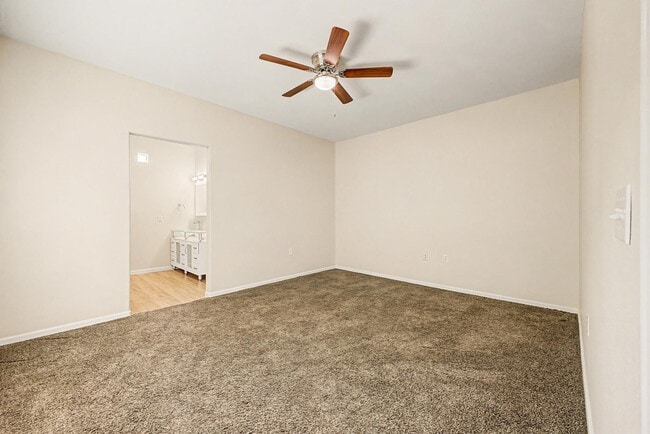 Building Photo - 3221 N 37th St