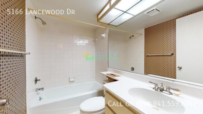 Building Photo - 5166 Lancewood Dr