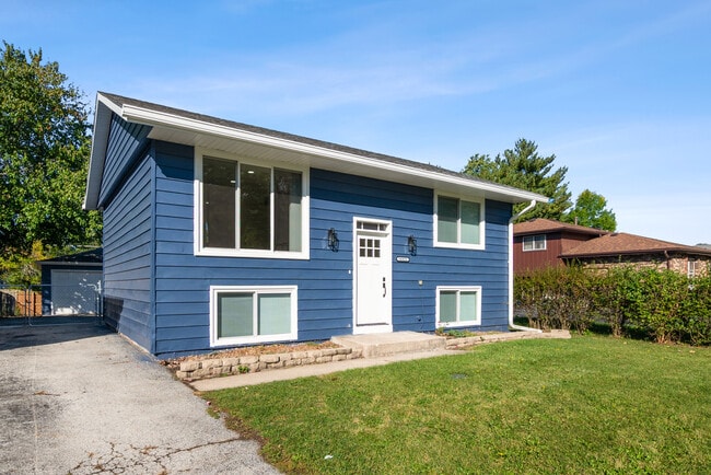 Building Photo - 16822 91st Ave
