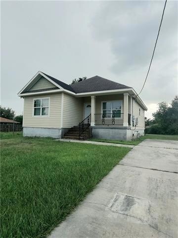 Building Photo - 5516 Montegut Dr