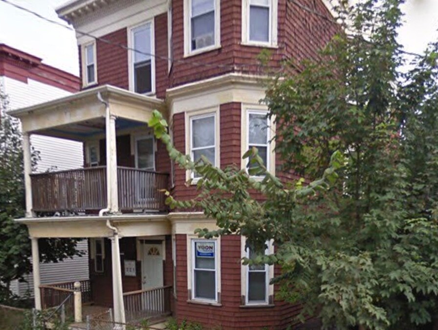 Building Photo - 32 Juliette St