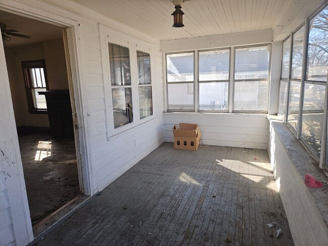 Building Photo - Owner Finance – NO Credit Check! 3 Bed Home – Move In Fast!