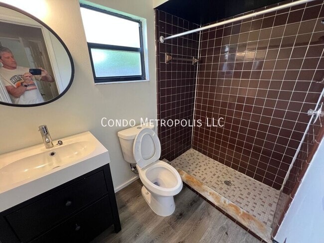 Building Photo - 2584 Troubador St