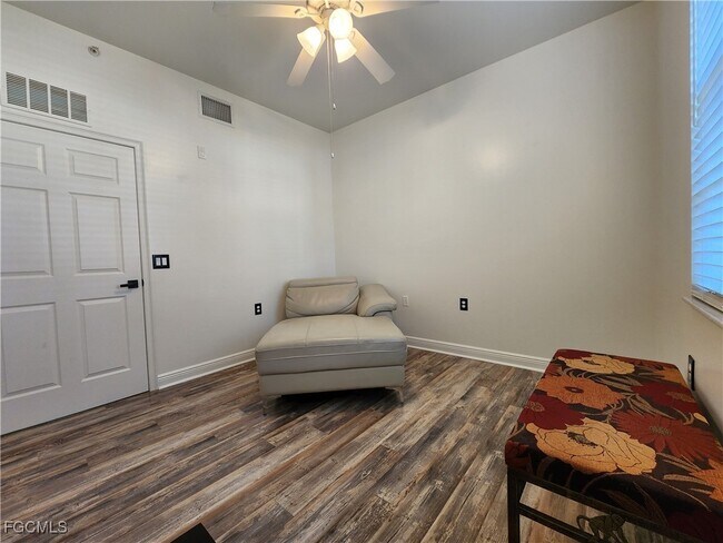 Building Photo - 3952 Pomodoro Cir