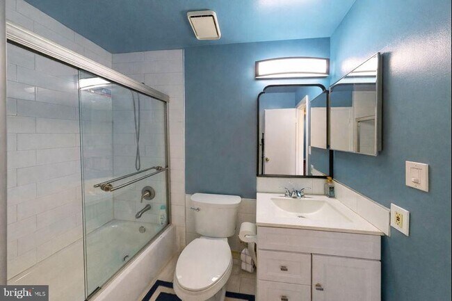 Building Photo - 2917 Hickory Leaf Way