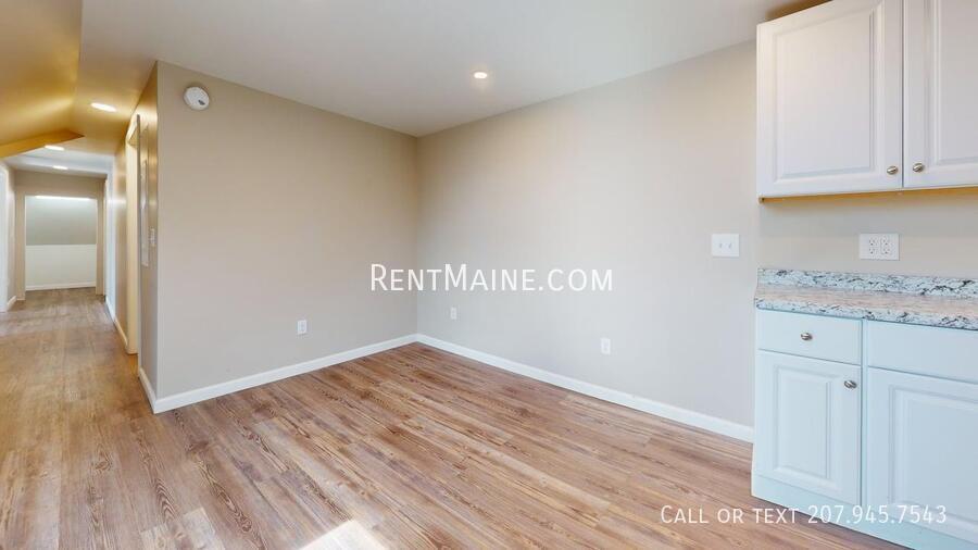 Building Photo - 2 Danielson St