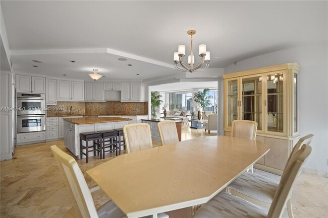 Building Photo - 19355 Turnberry Way