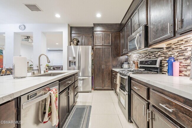 Building Photo - 5053 Flagstone Ln