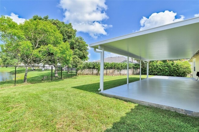 Building Photo - 3562 Southern Orchard Rd W