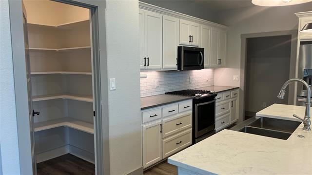 Building Photo - 405 Carneros Dr
