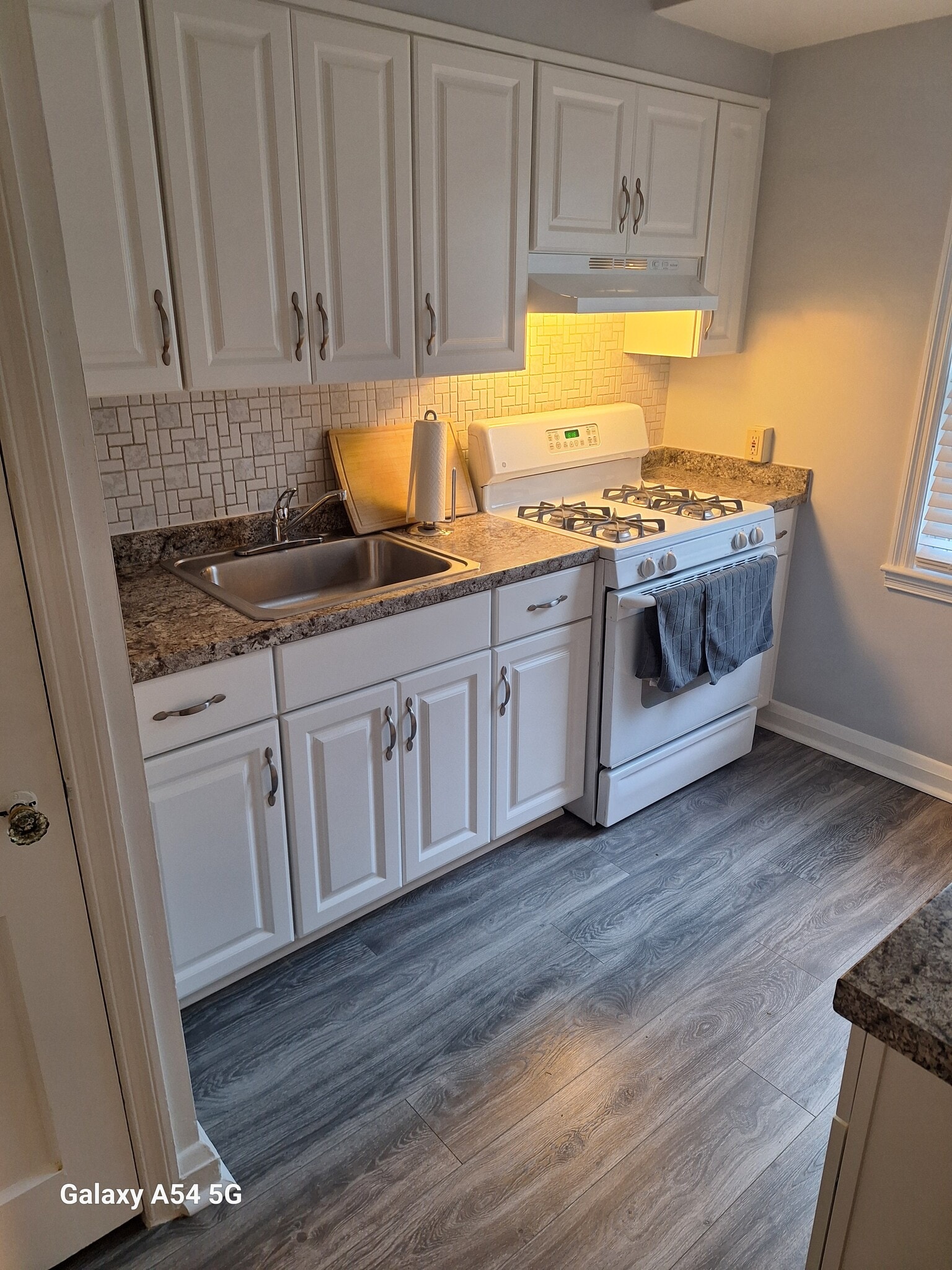 Building Photo - 3721 Frankford Ave