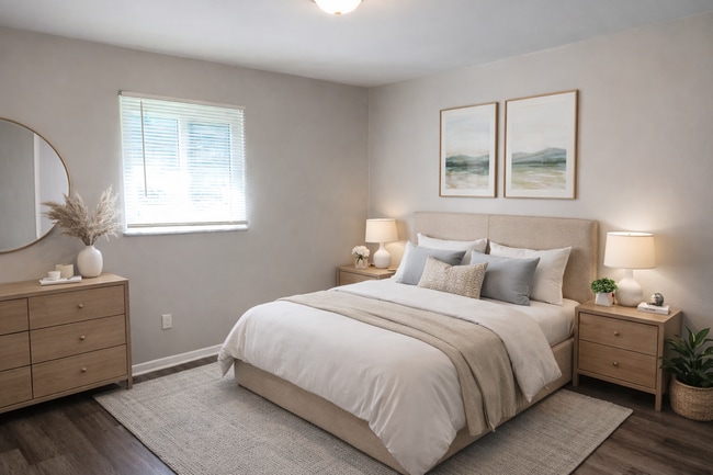 Building Photo - 2656 W 60th St