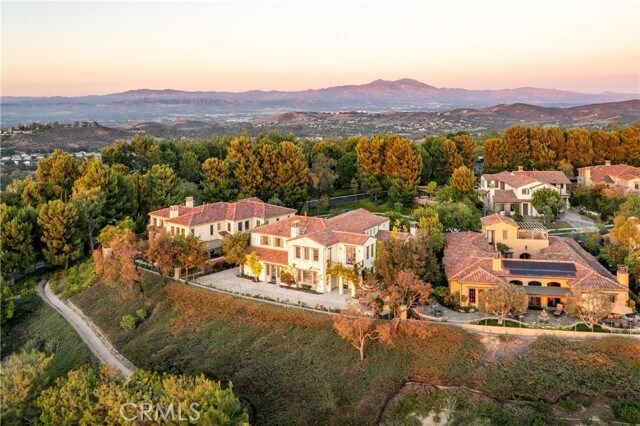 Building Photo - 23 Castlerock