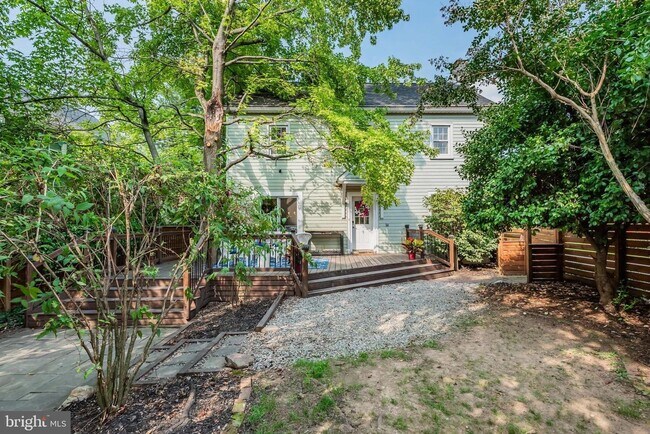 Building Photo - 710 Fishburn Rd