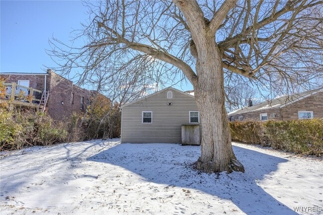 Building Photo - 1968 Mackenna Ave