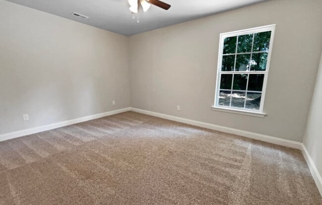 Building Photo - 5144 Sedgefield Dr