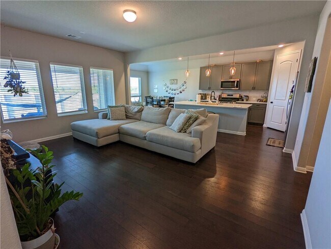 Building Photo - 11801 Carrizo Spgs Path