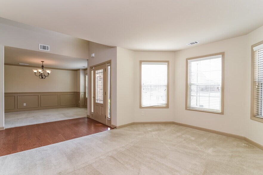 Building Photo - 3258 Sag Harbor Ct NE