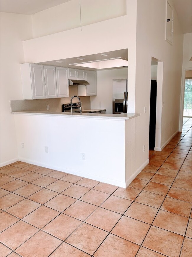 Building Photo - 7122 Blue Earth Ct