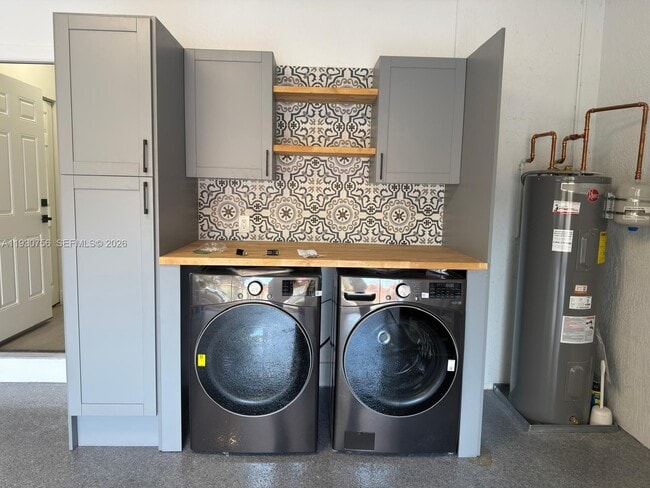 Building Photo - 12618 NW 56th Dr