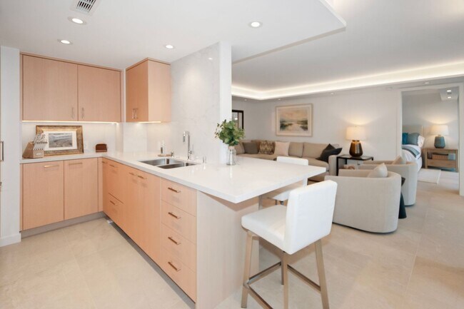 Building Photo - Long Term, Furnished Rental available at Coronado Shores!