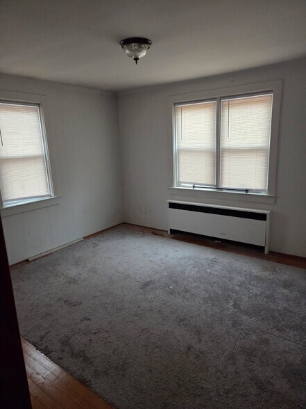 Building Photo - 237 Morwood Rd