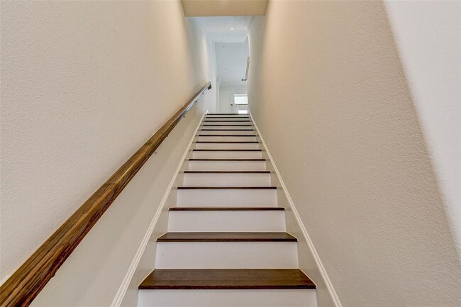 Building Photo - 2724 Dolce Oaks Dr