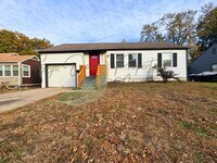 Building Photo - 5 BEDROOM IN INDEPENDENCE!!!