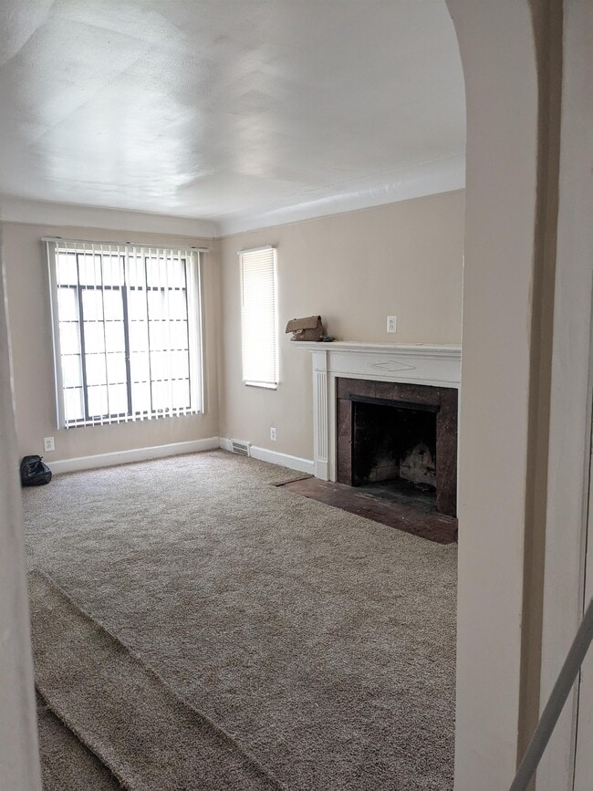 Building Photo - 13988 Prevost St