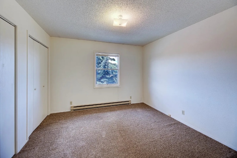 Building Photo - 923 Hialeah St