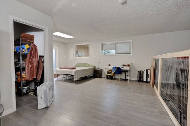 Building Photo - Remodeled Lacey Rambler