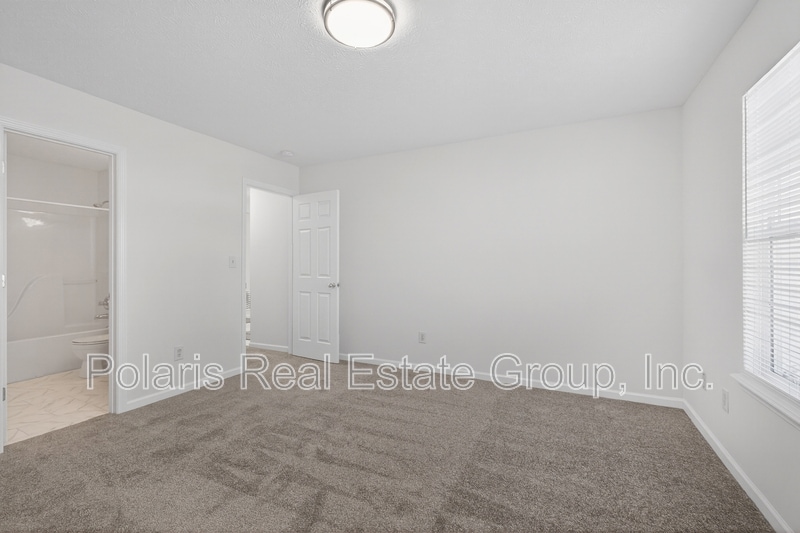 Building Photo - 439 Venus Dr