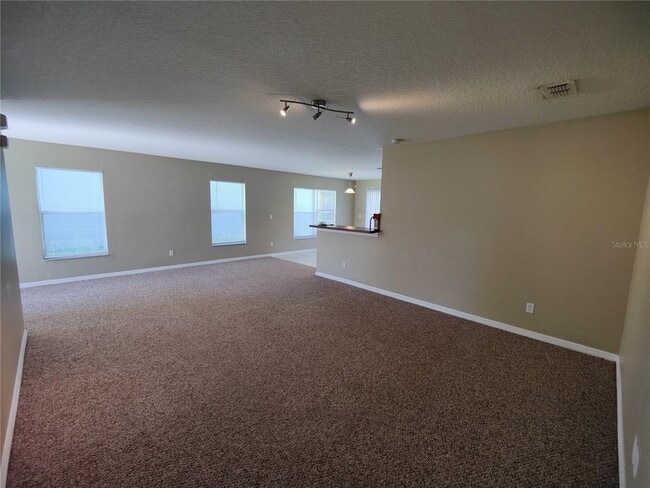 Building Photo - 544 Windrose Dr
