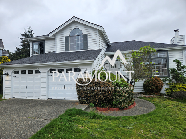 Building Photo - Gorgeous 3 Bedroom in Silverdale!