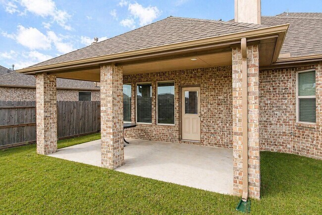 Building Photo - 11927 Cittanova Dr