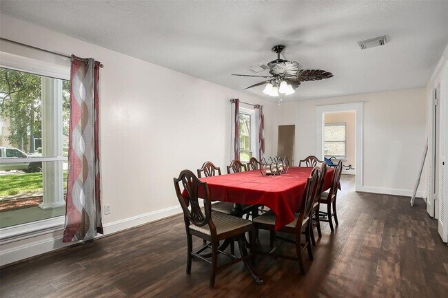 Building Photo - 10455 Antrim Ln