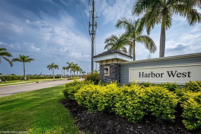 Building Photo - 15145 Spanish Point Dr