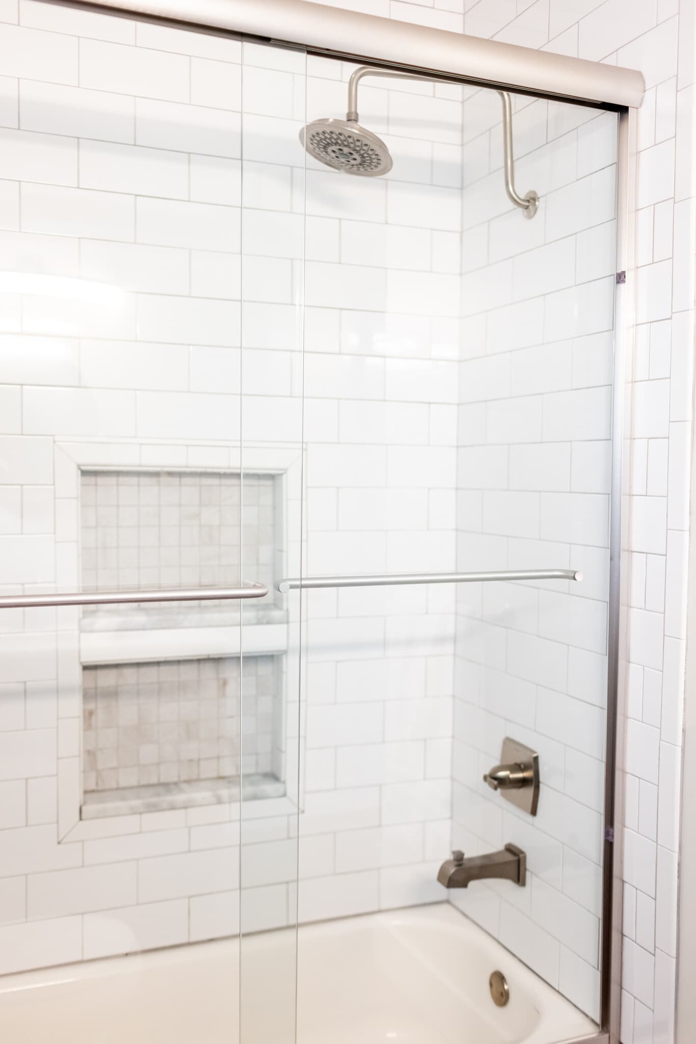 Building Photo - 210 Gail Dr