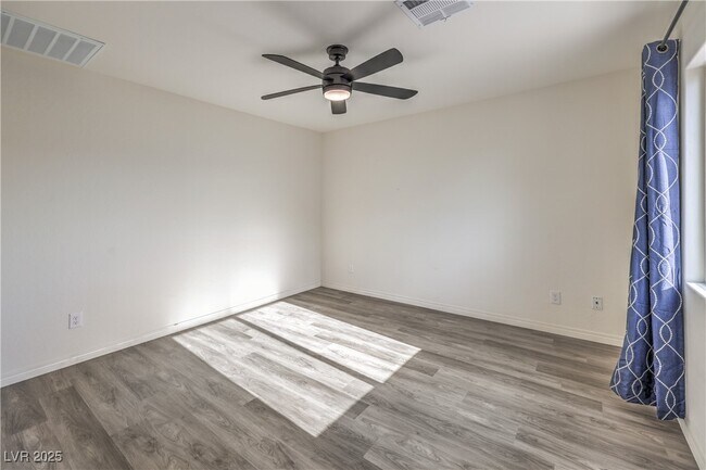 Building Photo - 4223 Wind Mesa Dr