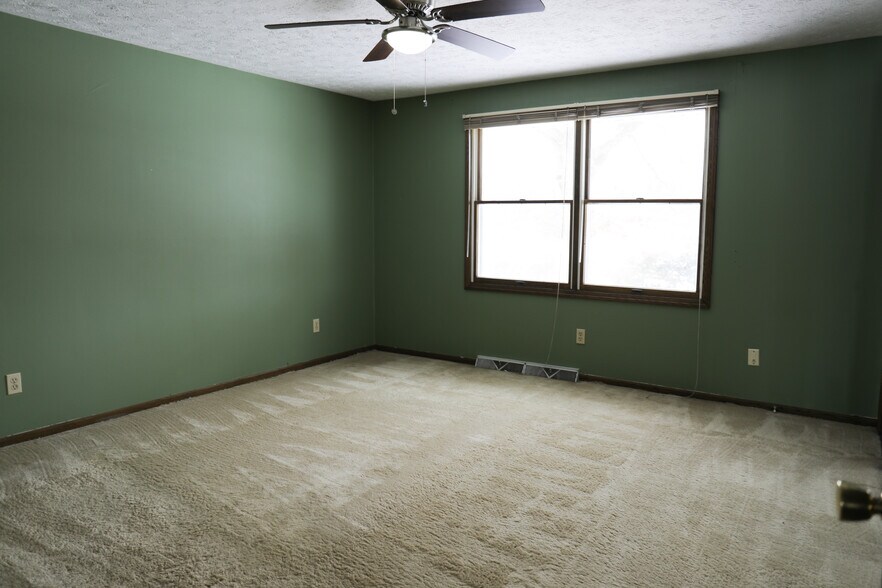 Building Photo - 5409 Johnnycake Rdg NE