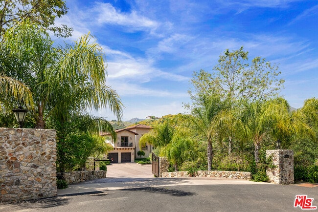 Building Photo - 31823 Lobo Canyon Rd
